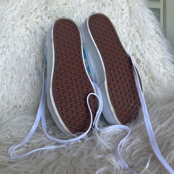 Cute VANS sneaker in limited edition design - Picture 5 of 6